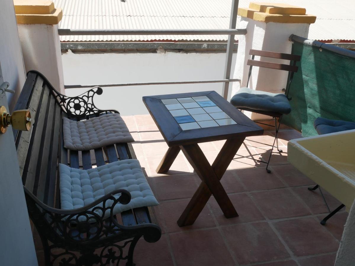 Artistic And Spacious Apartment Alora